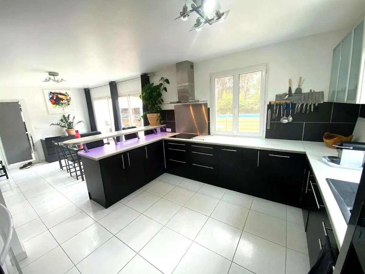 Villa 6 Personnes /Piscine/Campagne/Terrain De Petanque/15 Km Bandol Le Beausset 0*,