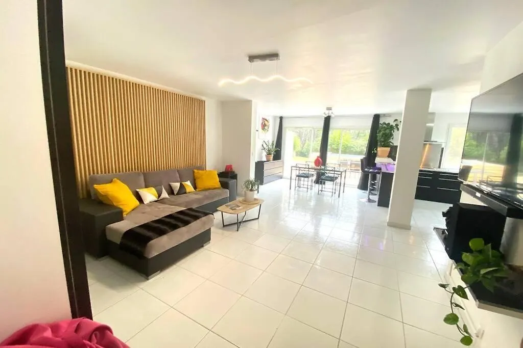 Villa 6 Personnes /Piscine/Campagne/Terrain De Petanque/15 Km Bandol Le Beausset